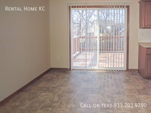 House for rent at 23504 W 73rd Terrace, Lenexa, KS 66227