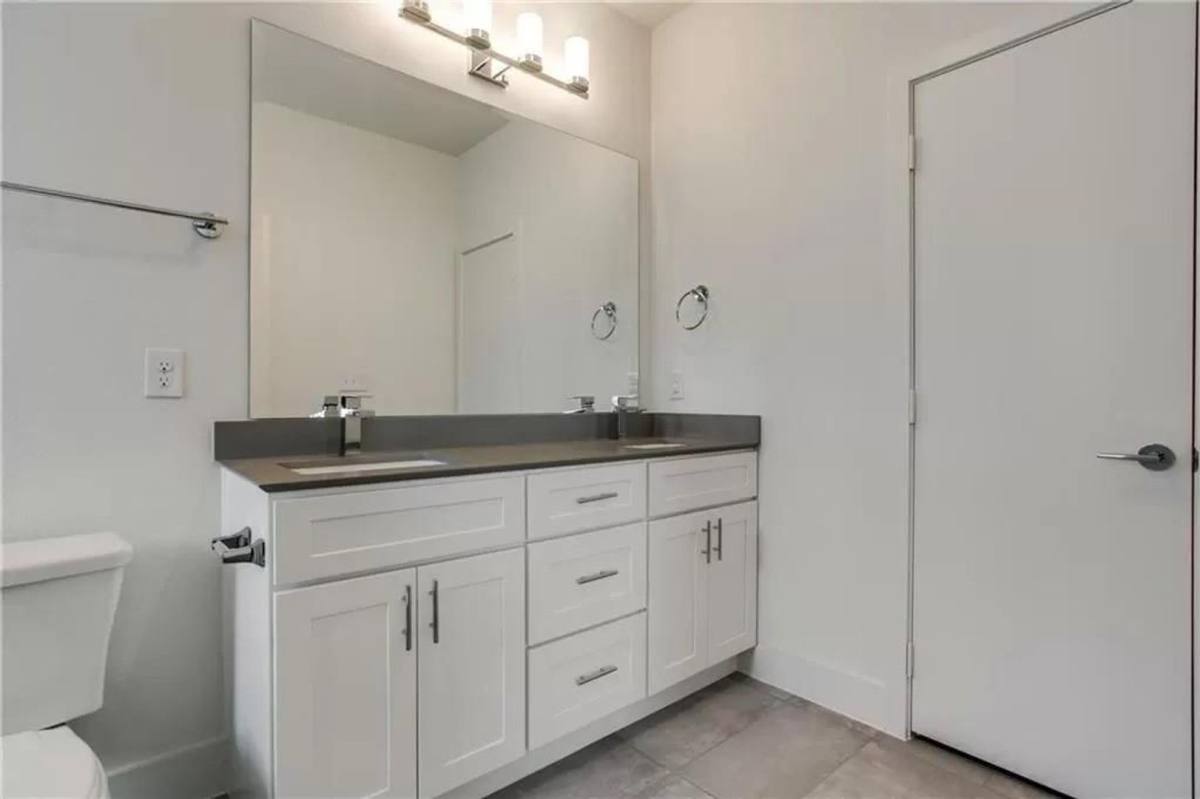 Townhouse for rent at 4303 Cole Ave, Dallas, TX 75205