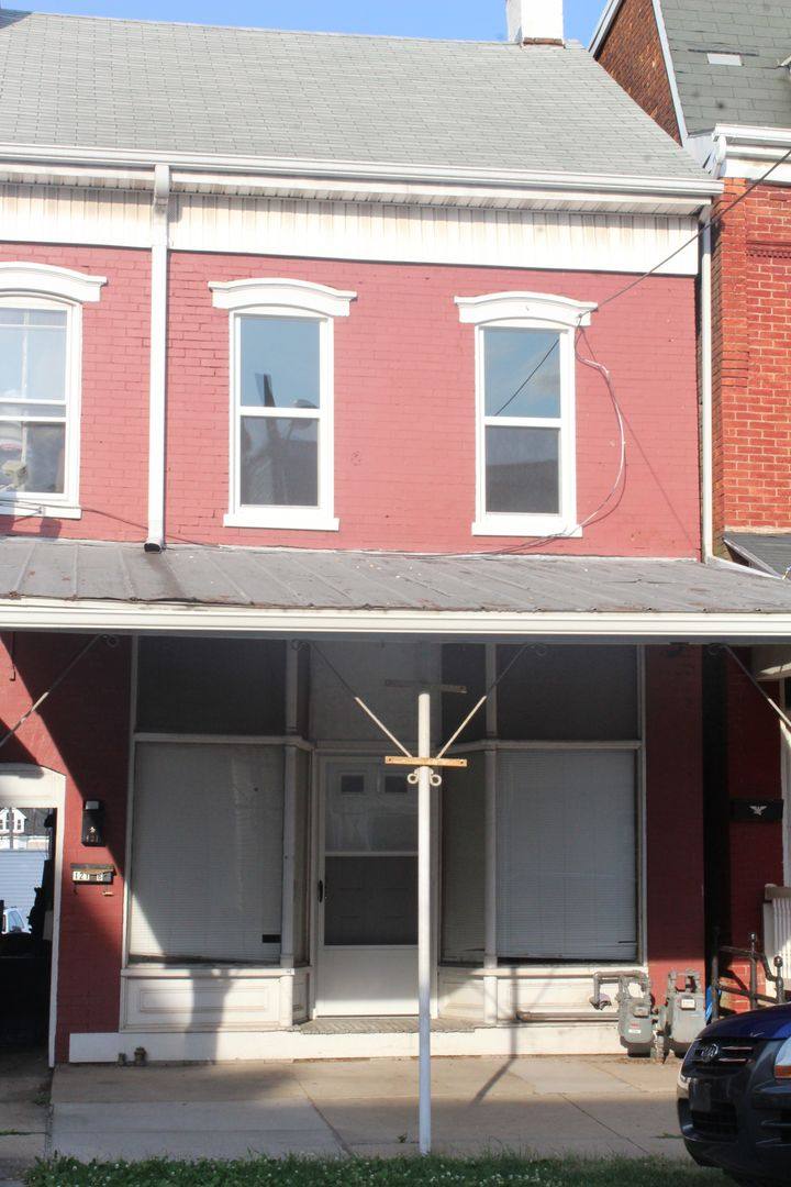 House for rent at 121A S Main St, Spring Grove, PA 17362