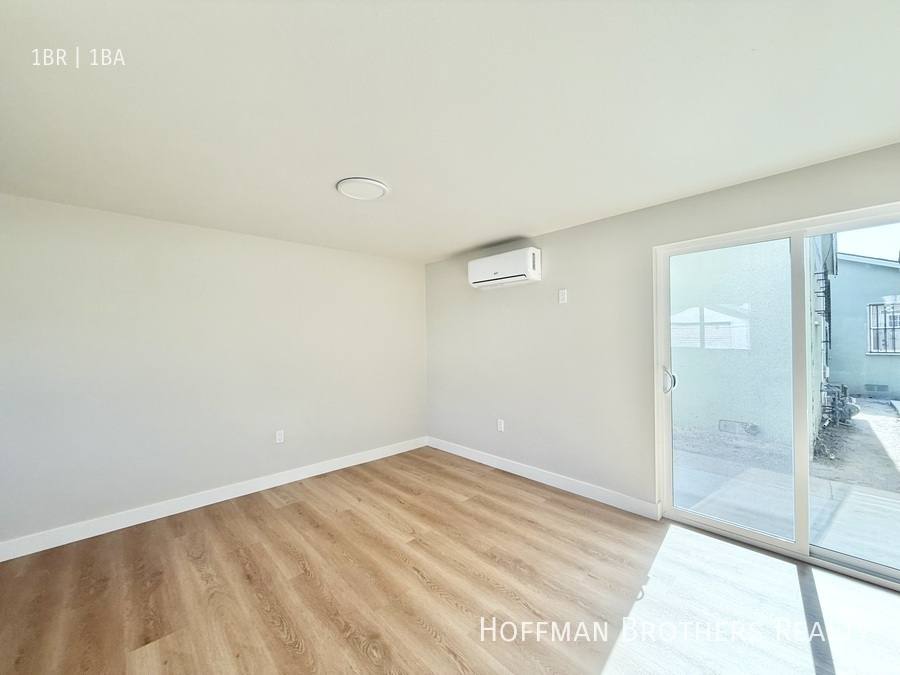Apartment for rent at 3018 3 4 9th Ave, Los Angeles, CA 90018