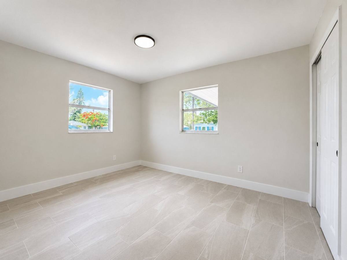 Apartment for rent at 5422 5424 Ninth Ave, Fort Myers, FL 33907