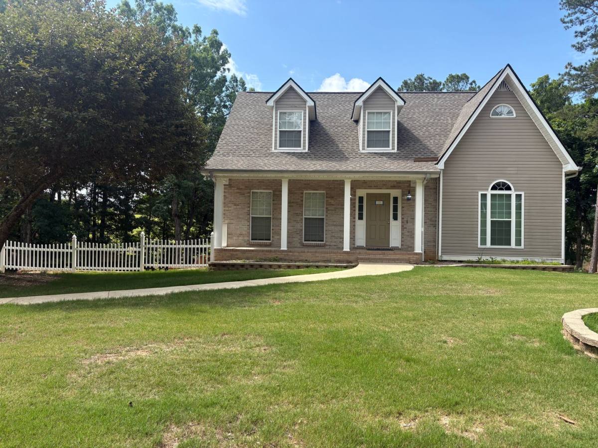 House for rent at 5032 Gold Leaf Lane, Pinson, AL 35126