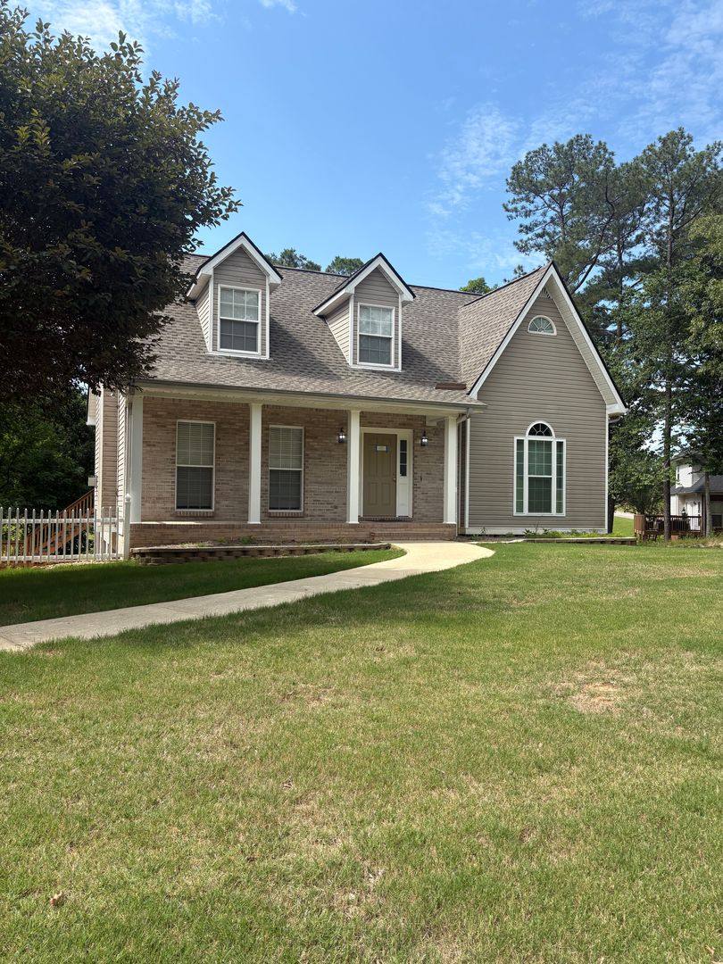 House for rent at 5032 Gold Leaf Lane, Pinson, AL 35126