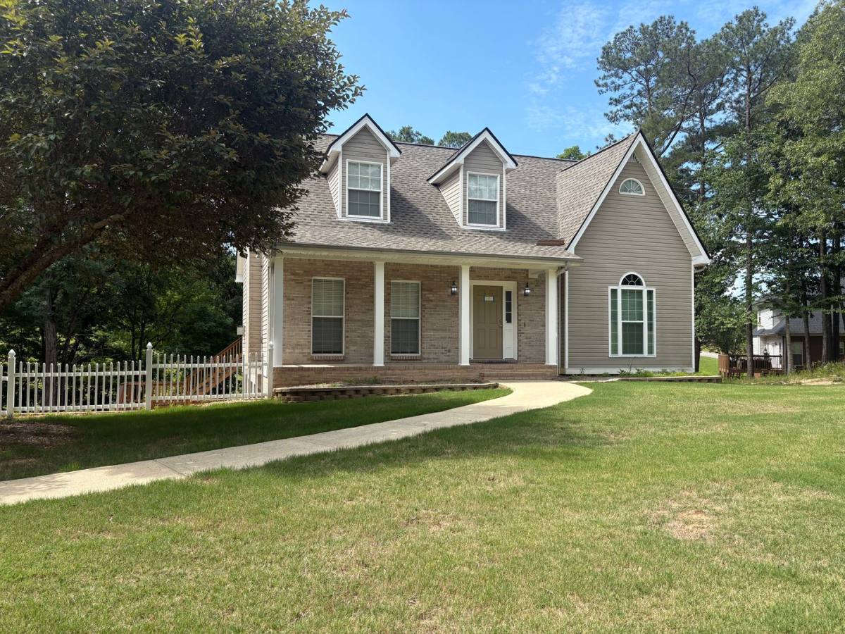 House for rent at 5032 Gold Leaf Lane, Pinson, AL 35126