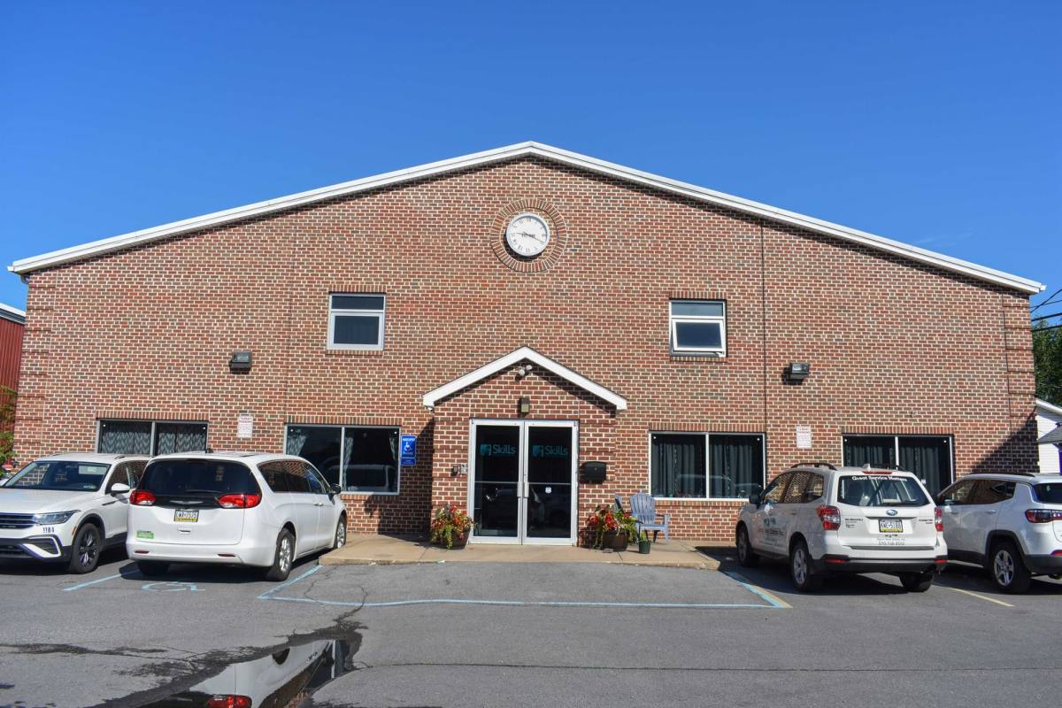 Apartment for rent at 11 First St, Lock Haven, PA 17745