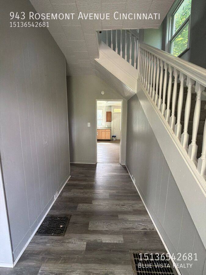 House for rent at 943 Rosemont Ave, Cincinnati, OH 45205
