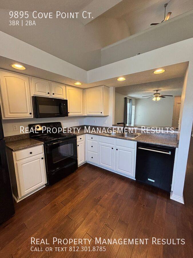 House for rent at 9895 Cove Point Court, Newburgh, IN 47630