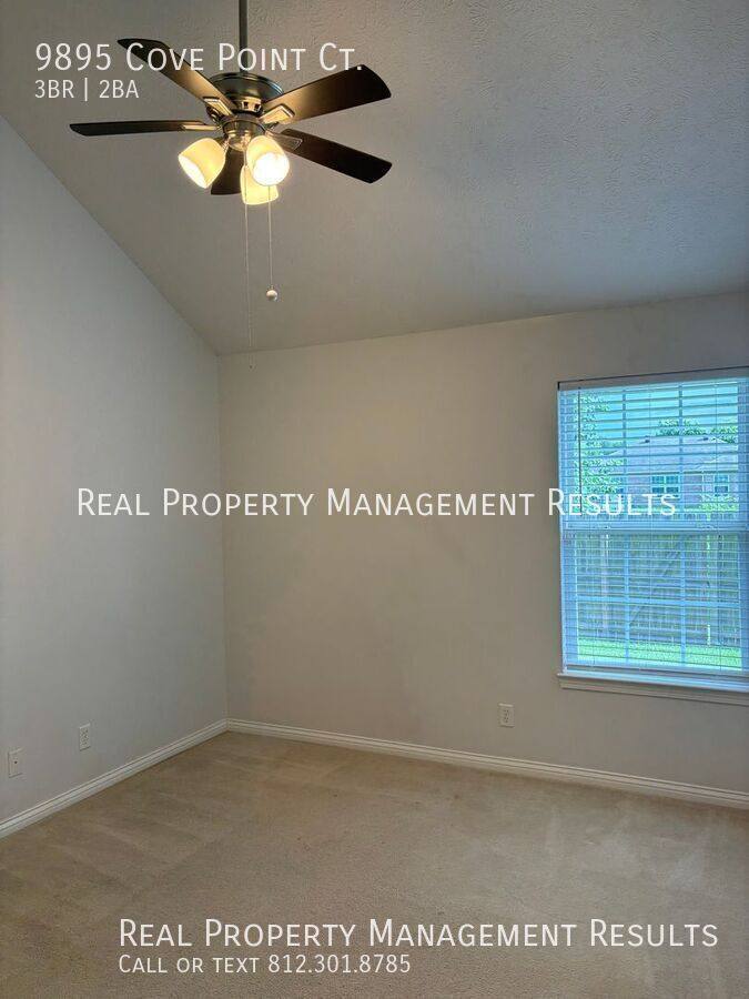 House for rent at 9895 Cove Point Court, Newburgh, IN 47630