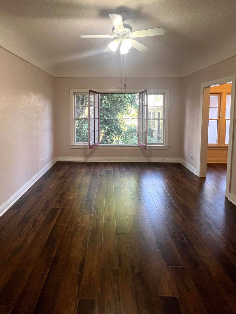 Apartment for rent at 337 W Elk Ave, Glendale, CA 91204