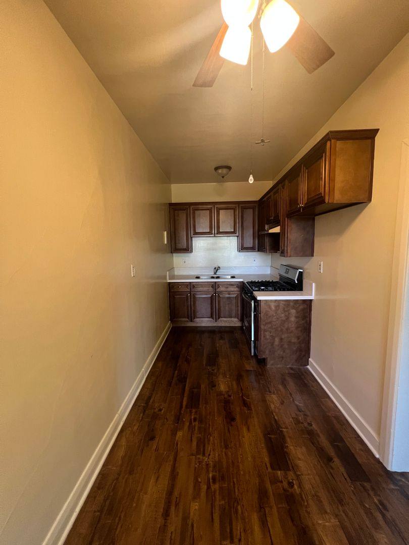 Apartment for rent at 337 W Elk Ave, Glendale, CA 91204