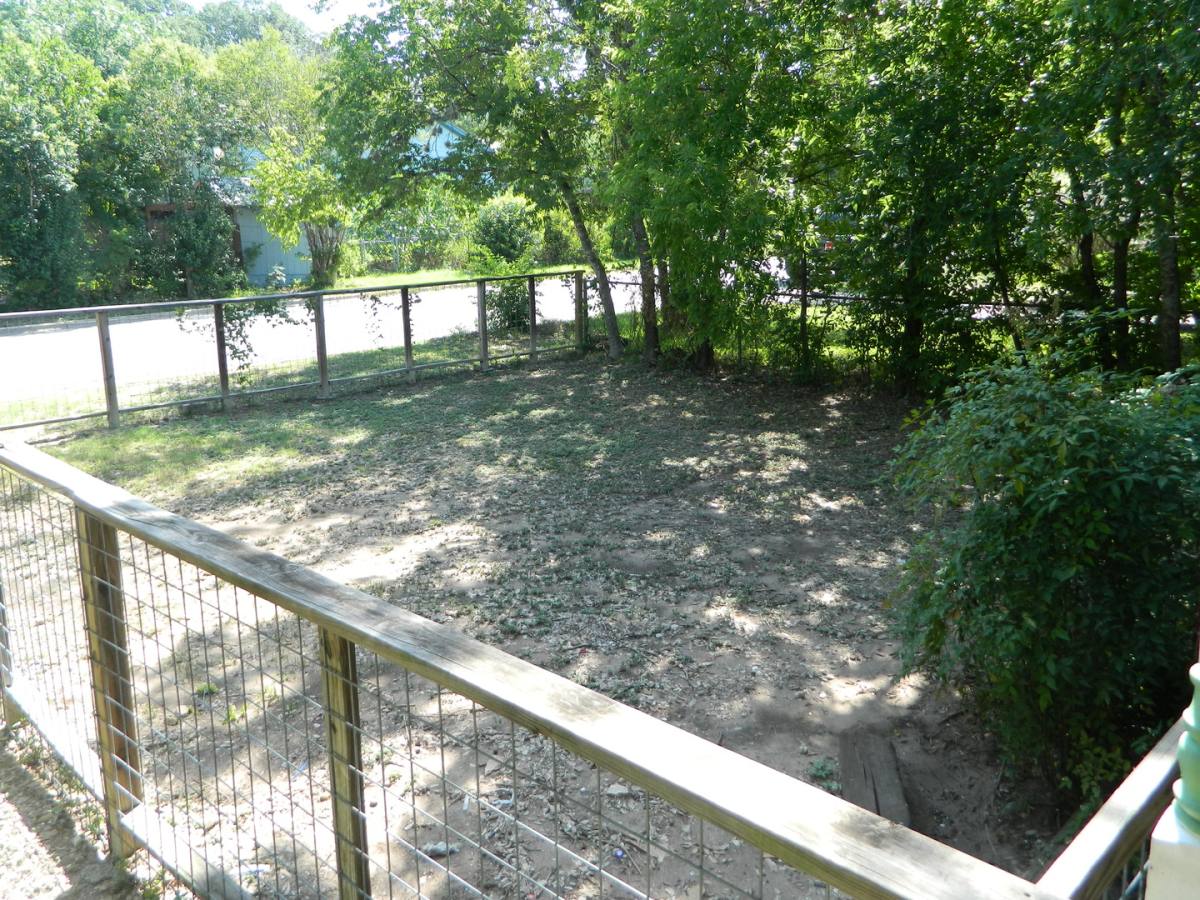 Apartment for rent at 4501 Lareina Dr, Austin, TX 78745