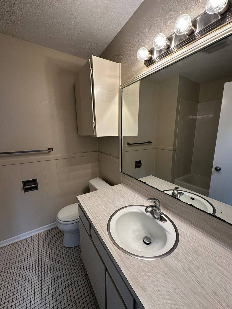 Apartment for rent at 5802 Emerald Forest Dr, Austin, TX 78745
