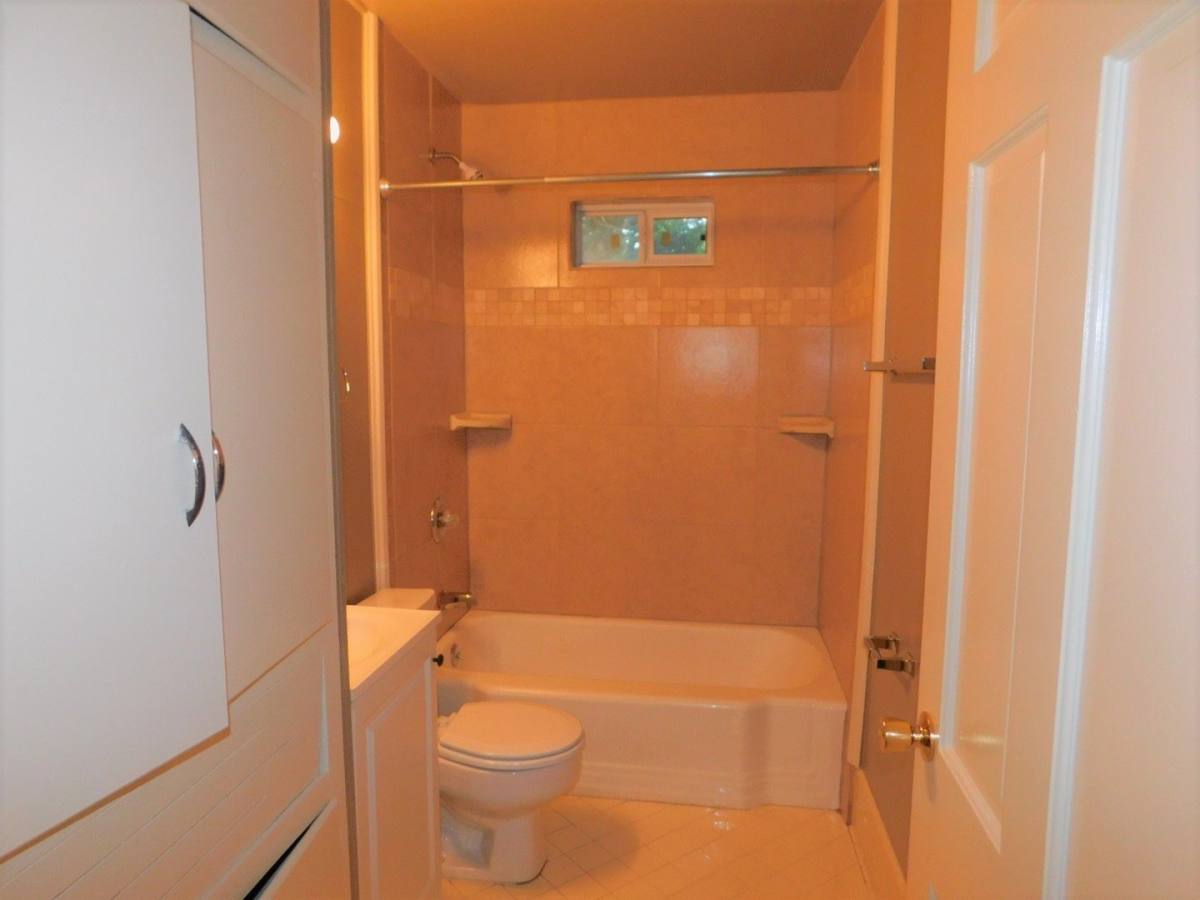 House for rent at 1400 Berkshire Dr, Austin, TX 78723