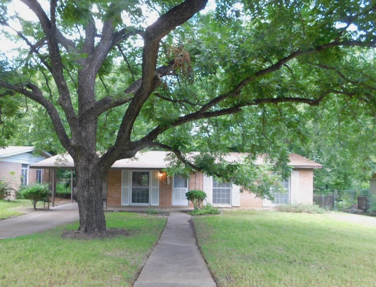 House for rent at 1400 Berkshire Dr, Austin, TX 78723