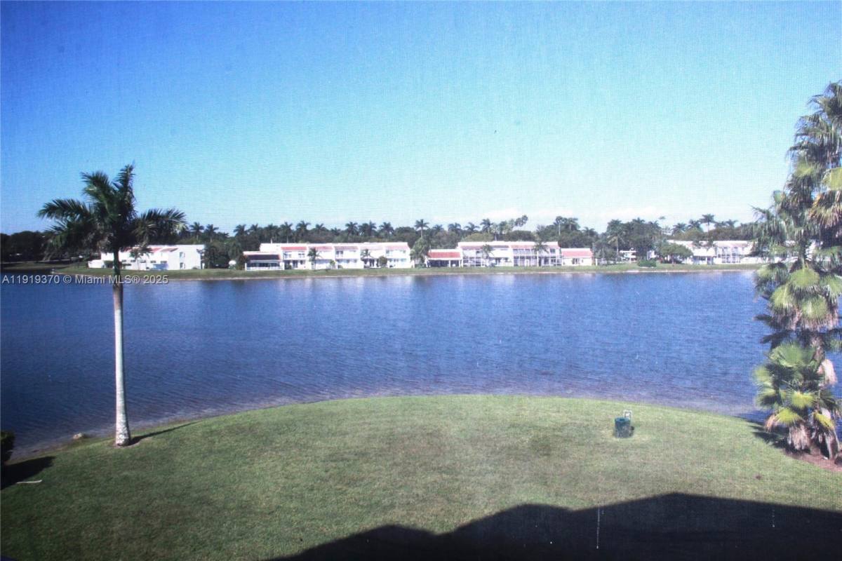 Apartment for rent at 10720 NW 66th St #308, Miami, FL 33178
