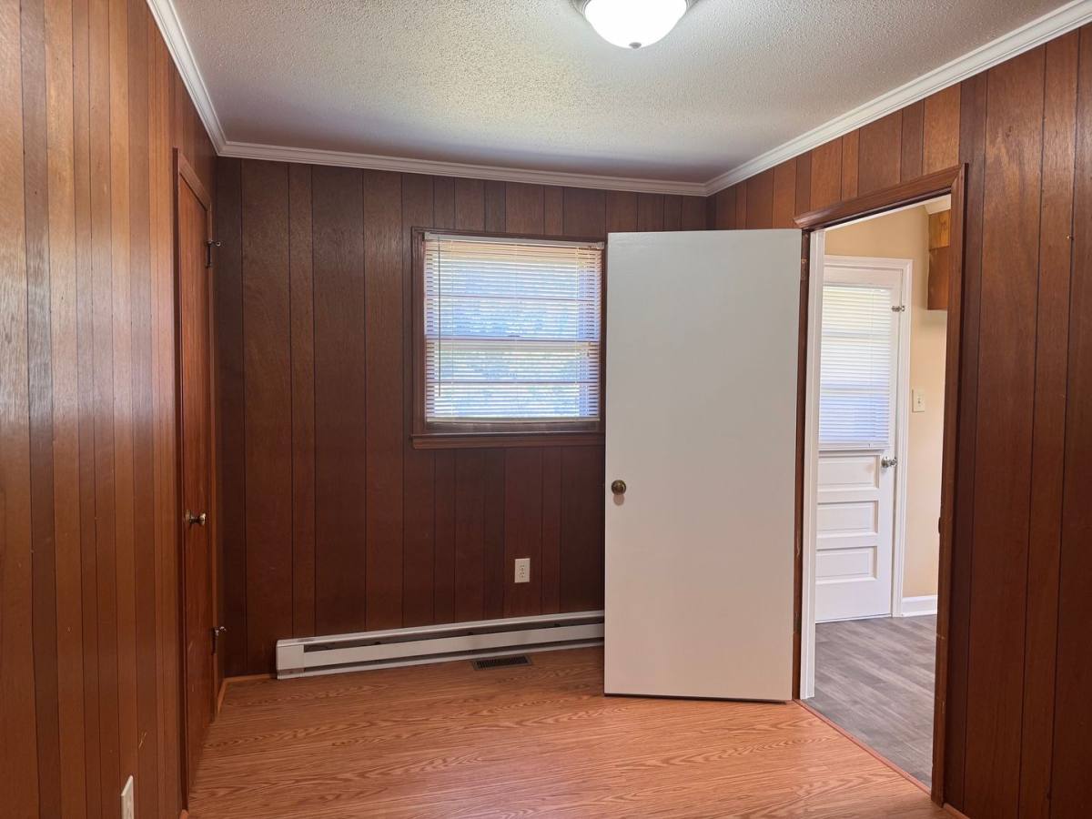 House for rent at 915 Pine Circle Dr, High Point, NC 27265
