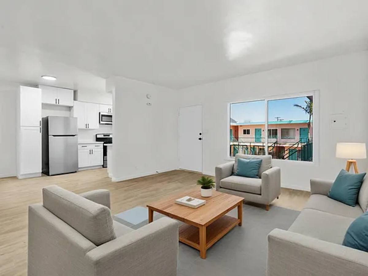 Apartment for rent at 7825 W Manchester Ave, Playa Del Rey, CA 90293