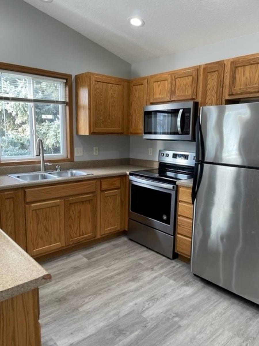 Apartment for rent at 19 - 101 Whitetail Place, North Sioux City, SD 57049