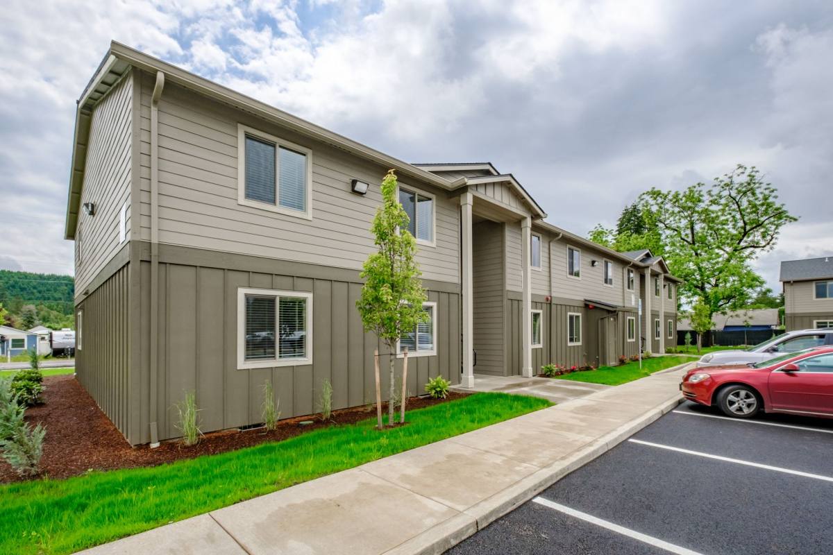 Apartment for rent at 1200 38th Ave, Sweet Home, OR 97386