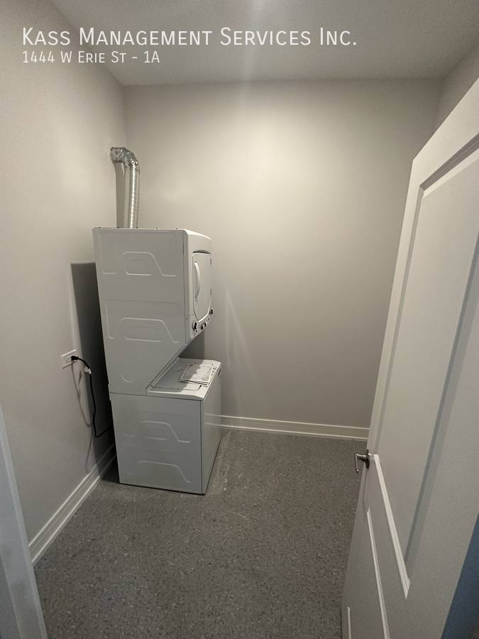 Apartment for rent at 1444 W Erie St #1A, Chicago, IL 60642