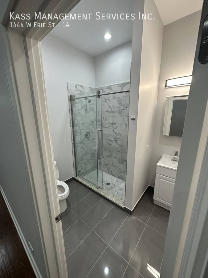 Apartment for rent at 1444 W Erie St #1A, Chicago, IL 60642