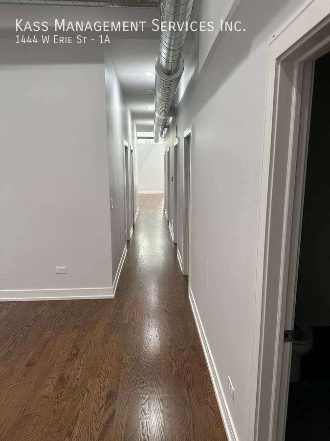 Apartment for rent at 1444 W Erie St #1A, Chicago, IL 60642