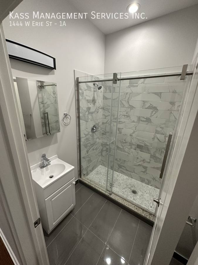 Apartment for rent at 1444 W Erie St #1A, Chicago, IL 60642