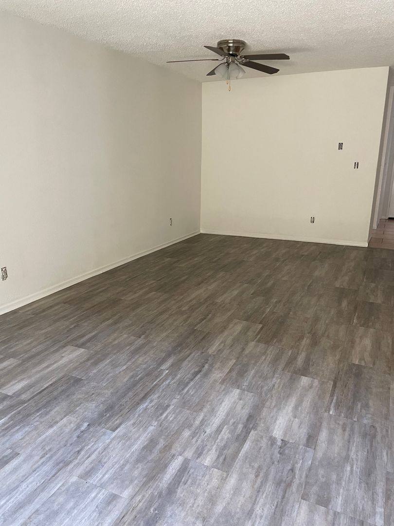 Townhouse for rent at 311 N Belmont Ave, Glendale, CA 91206