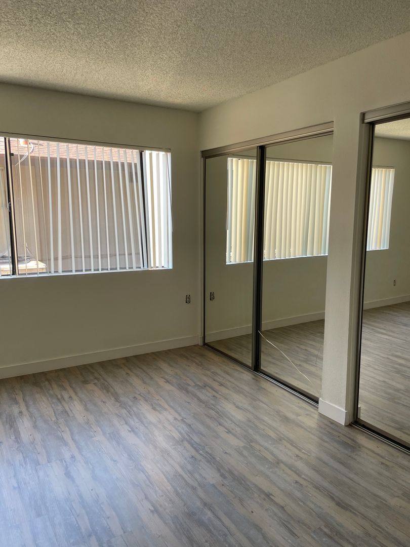 Townhouse for rent at 311 N Belmont Ave, Glendale, CA 91206