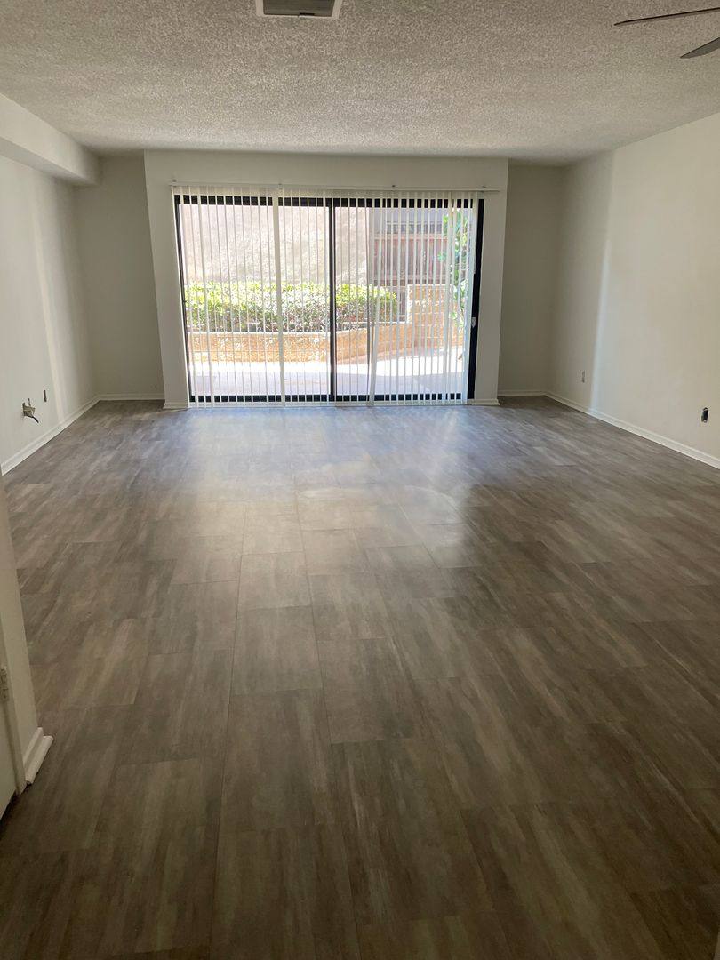 Townhouse for rent at 311 N Belmont Ave, Glendale, CA 91206