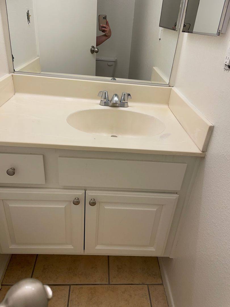 Townhouse for rent at 311 N Belmont Ave, Glendale, CA 91206