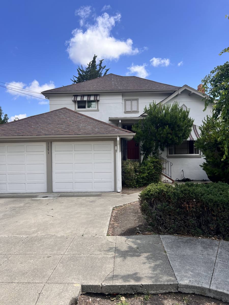 House for rent at 1171 Clinton St, Redwood City, CA 94061