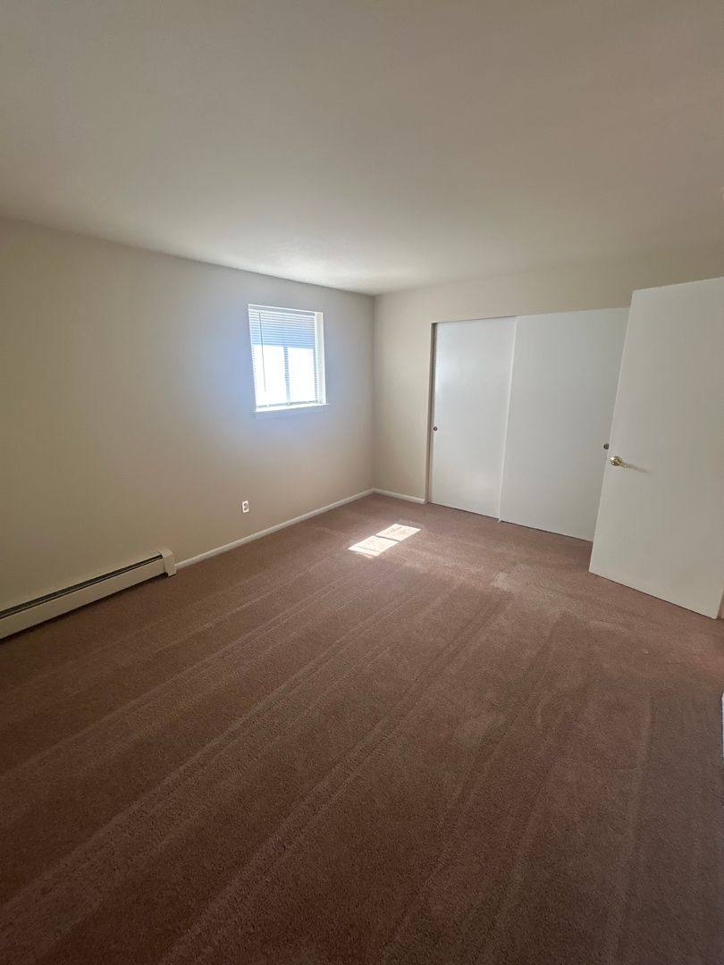 Apartment for rent at 320 Chester Pike, Norwood, PA 19074
