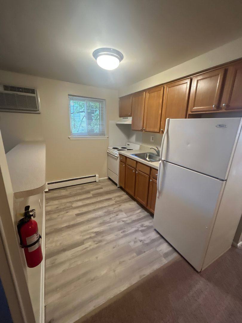 Apartment for rent at 320 Chester Pike, Norwood, PA 19074