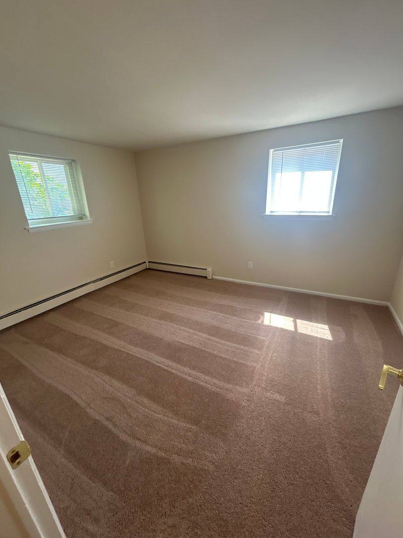 Apartment for rent at 320 Chester Pike, Norwood, PA 19074