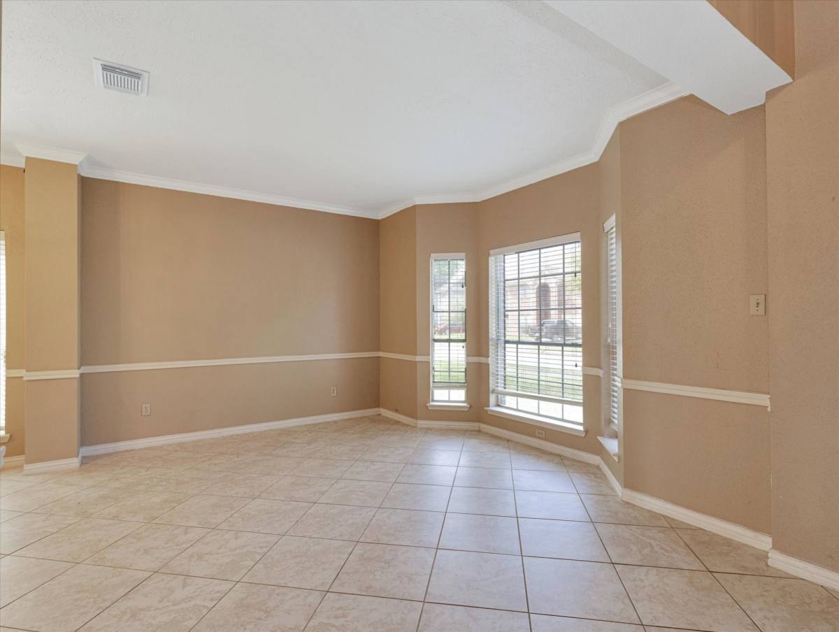 Apartment for rent at 16423 Ash Point Lane, Sugar Land, TX 77498