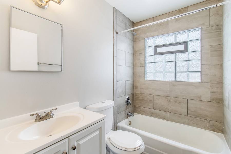 Apartment for rent at 147 S Grand Ave #2, Waukesha, WI 53186
