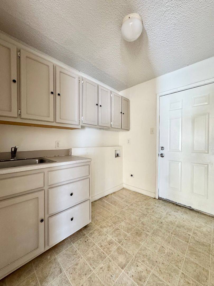 House for rent at 132 E 11th St, San Angelo, TX 76903