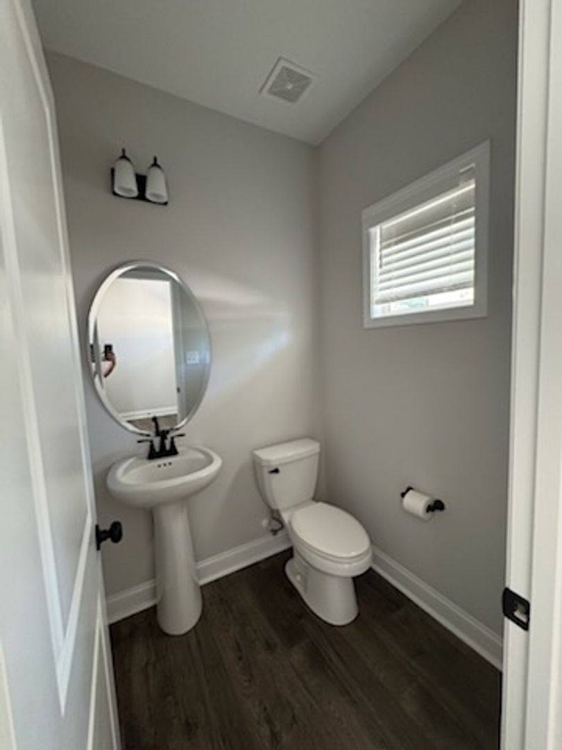 House for rent at 390 Summer Hill Rd, Fayetteville, NC 28303