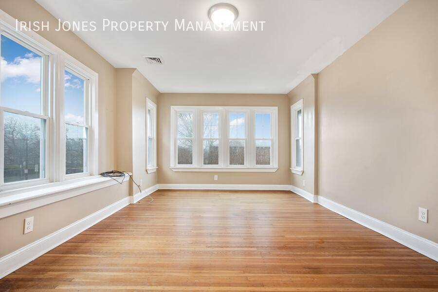 Apartment for rent at 627 Kenmore Ave, Buffalo, NY 14223