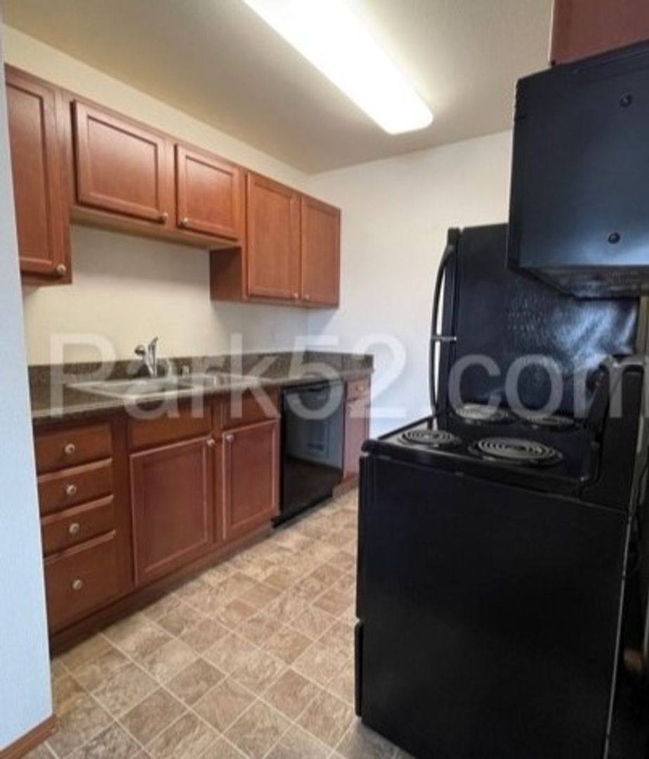 Apartment for rent at 630 N Prospect, Tacoma, WA 98406