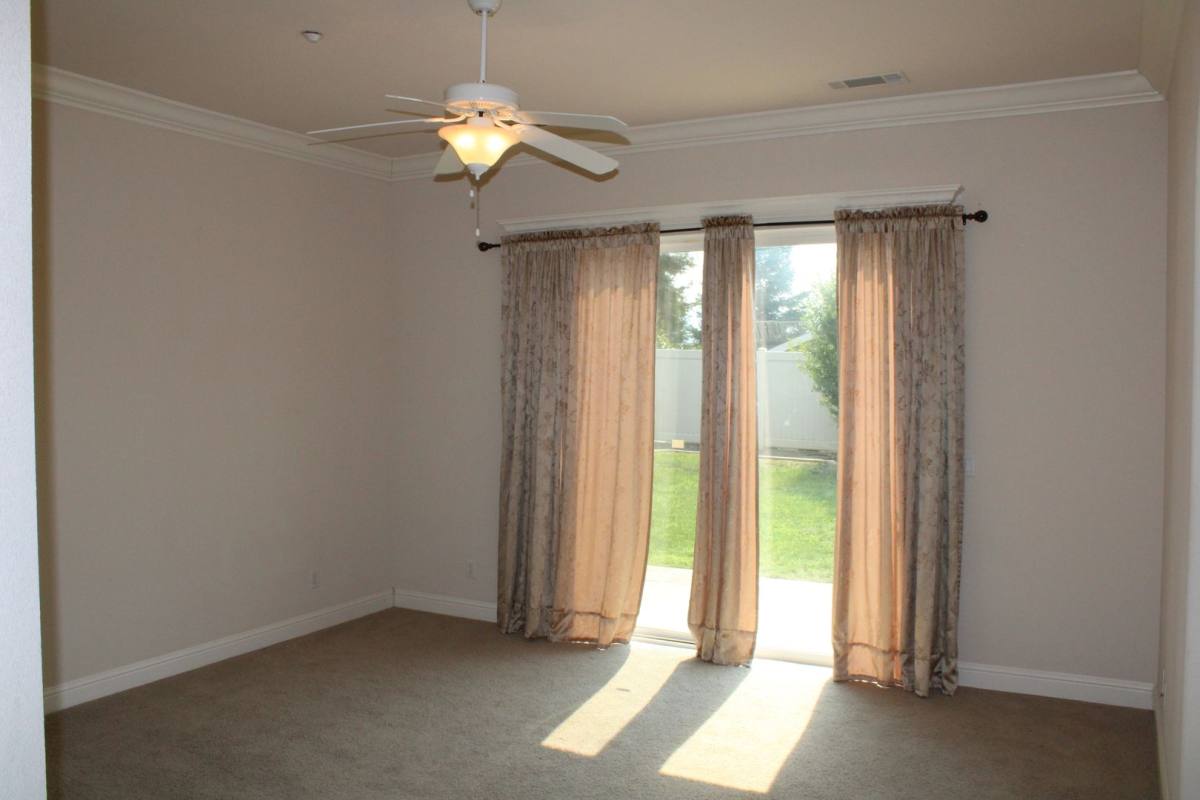 House for rent at 1022 Sunriver Lane, Redding, CA 96001