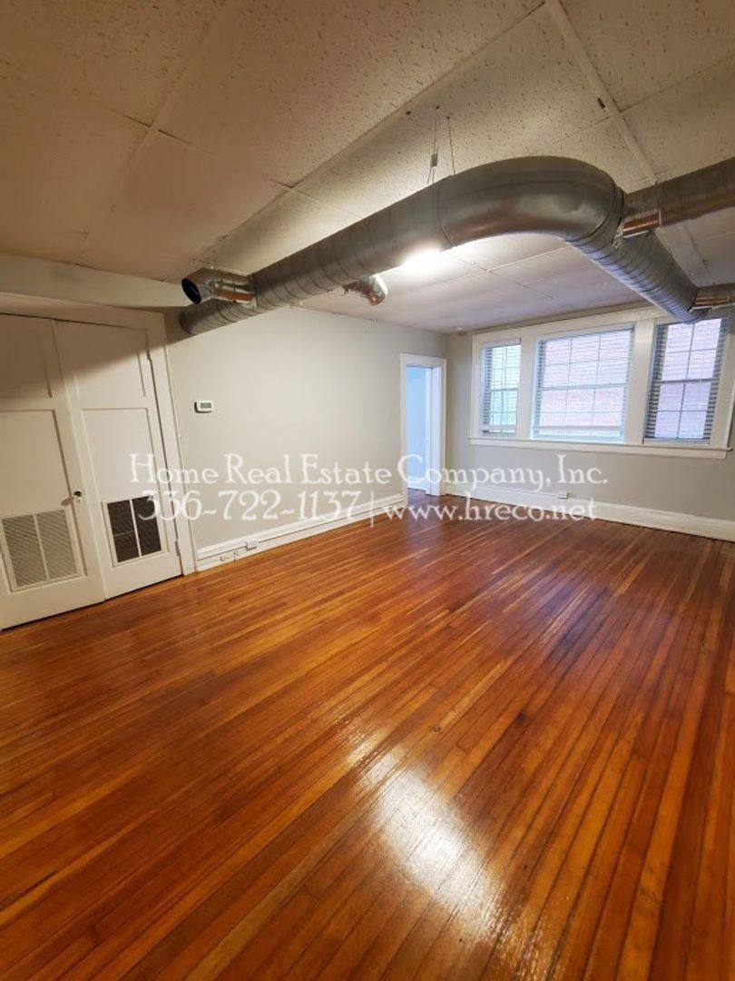 Apartment for rent at 405 N Spring St, Winston Salem, NC 27101