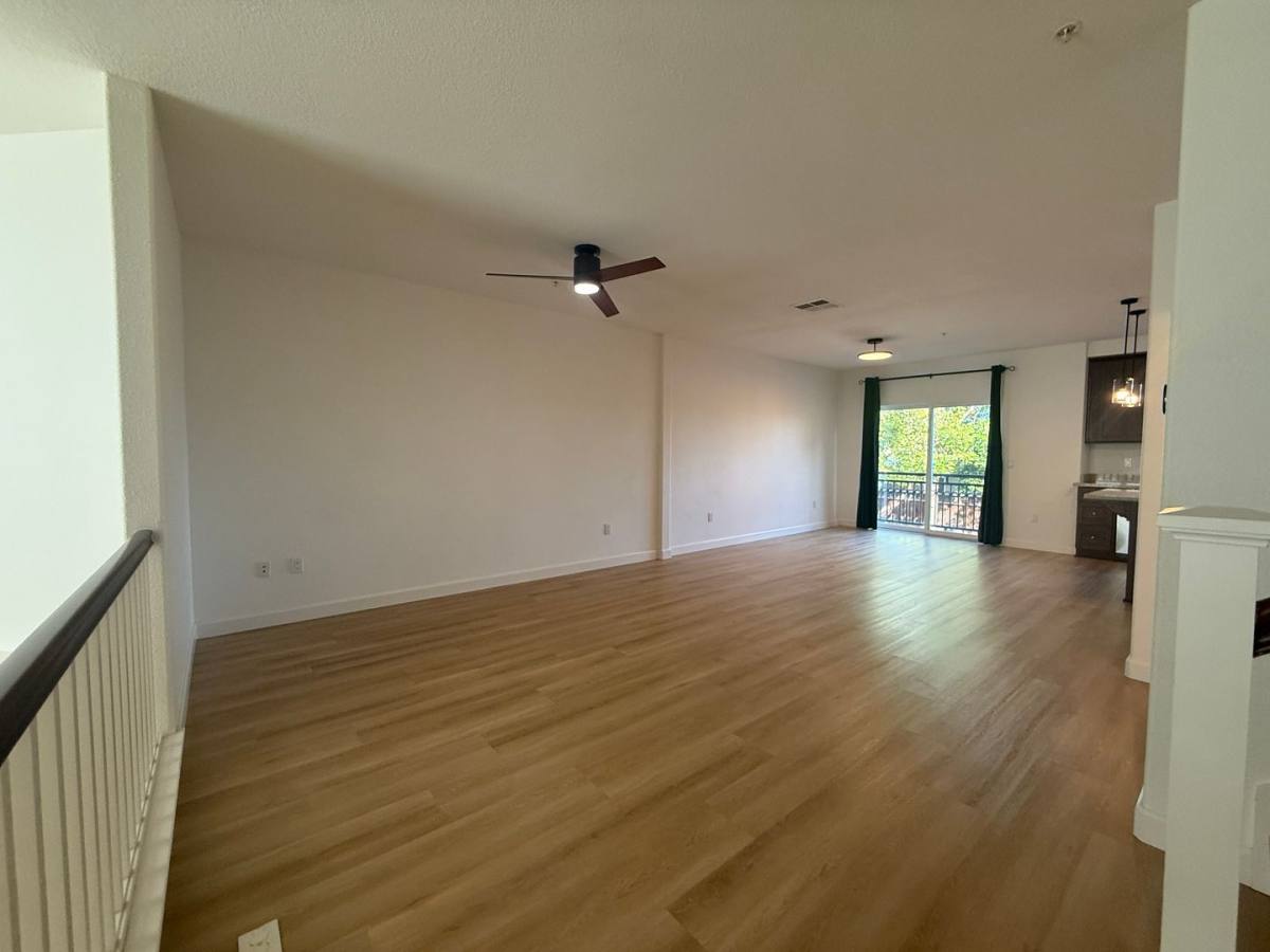 Townhouse for rent at 45 Esfahan Dr, San Jose, CA 95111