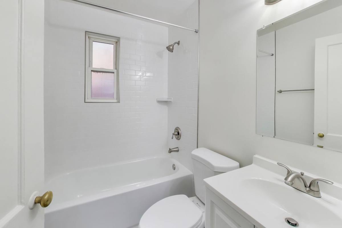 Apartment for rent at 8318 Roanoke Ave, Takoma Park, MD 20912