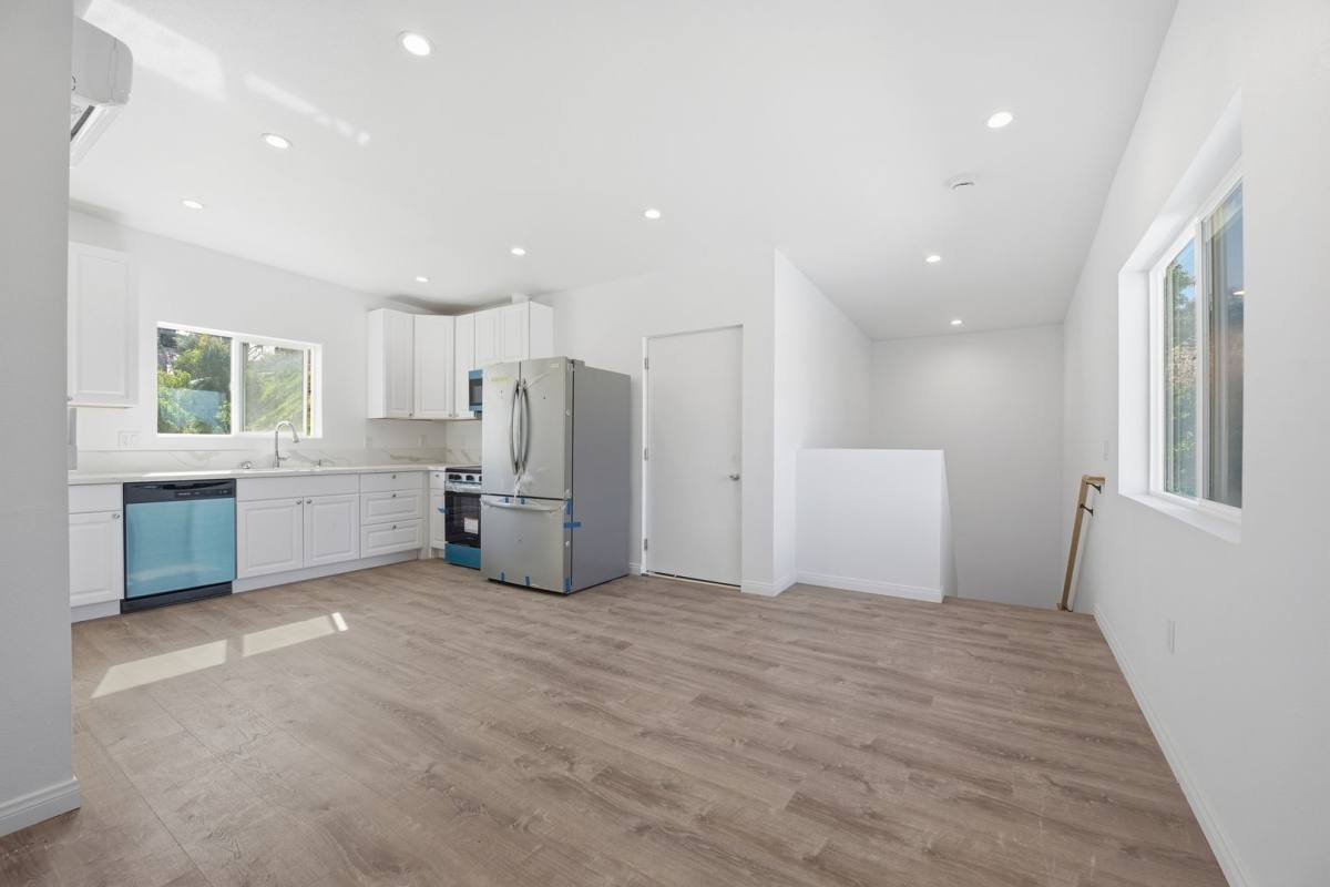House for rent at 5426 Brockbank Place, San Diego, CA 92115