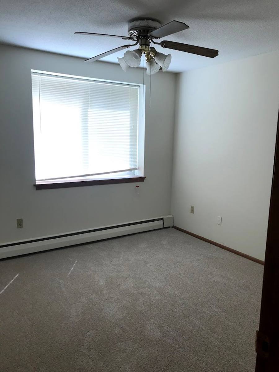 Apartment for rent at 4001 W 31st St, Minneapolis, MN 55416
