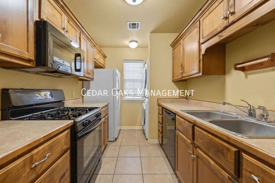 House for rent at 1302 S C Court, Rogers, AR 72756