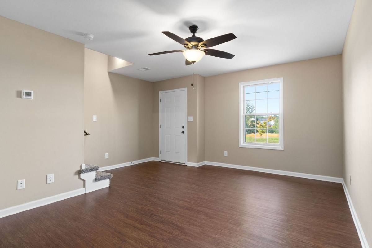 Apartment for rent at 1269 Parkway Place, Clarksville, TN 37042