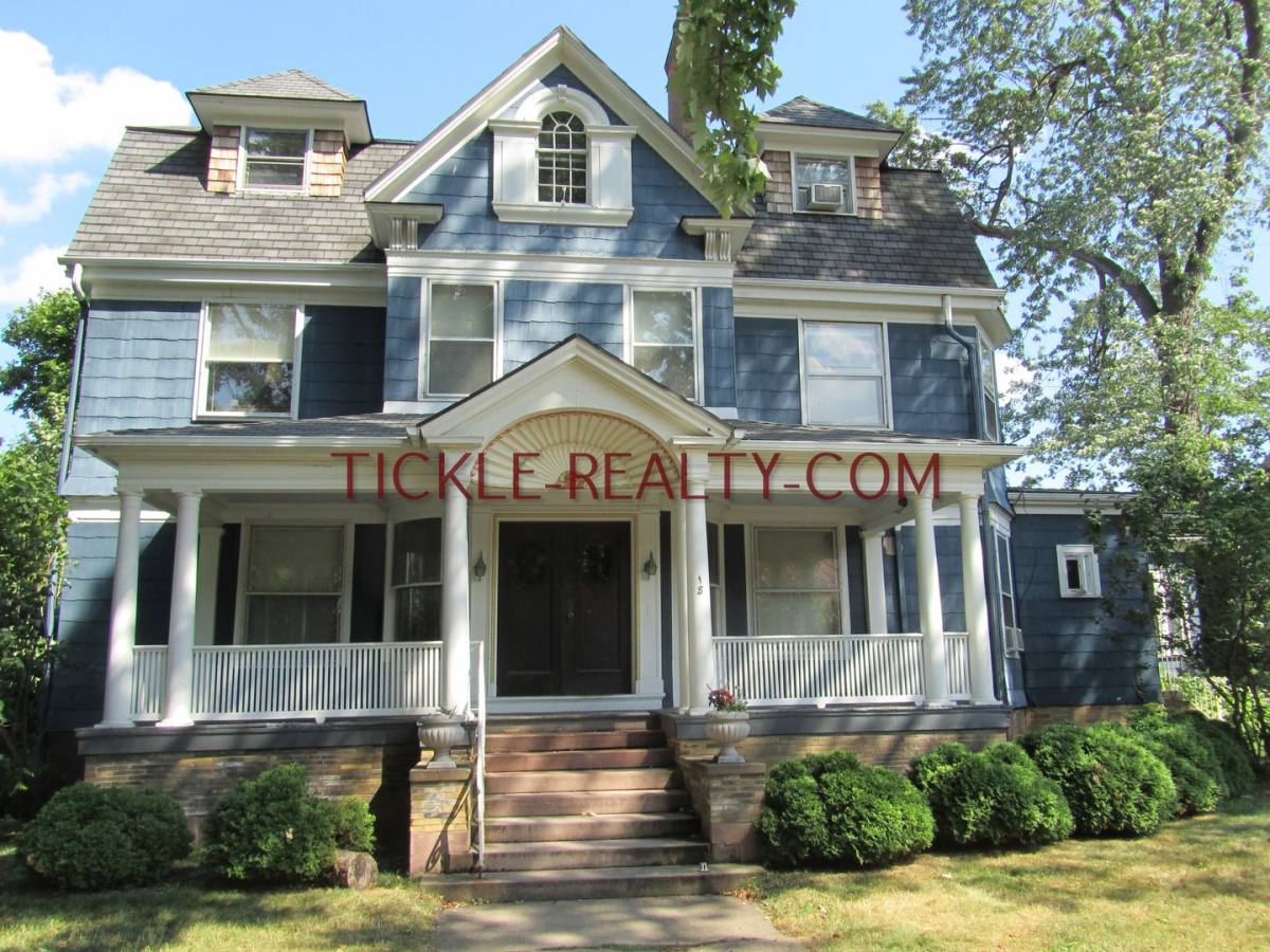 Apartment for rent at 18 Portsmouth Terrace, Rochester, NY 14607